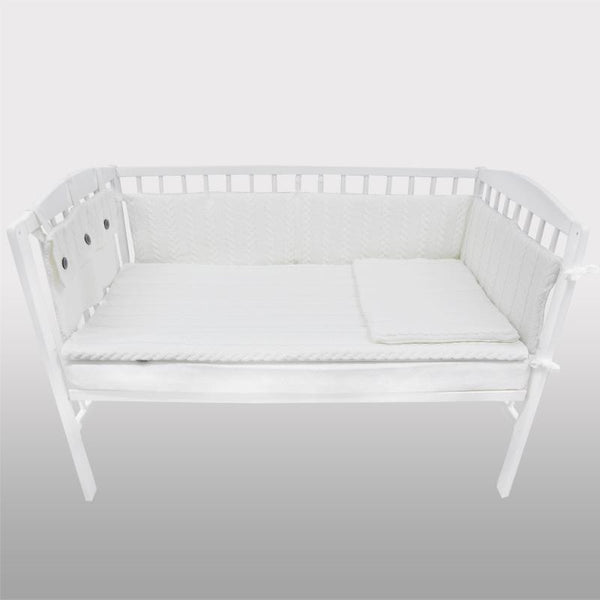 Knitted cot set white