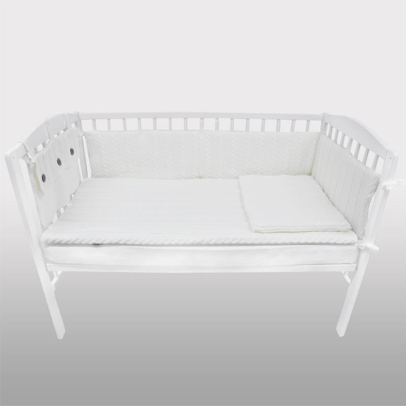 Knitted cot set white
